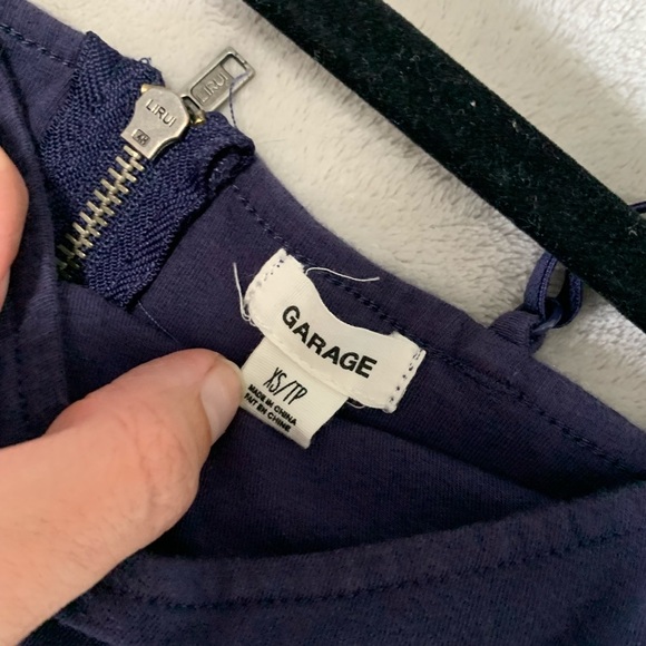 Garage Cropped Tank - Picture 4 of 4